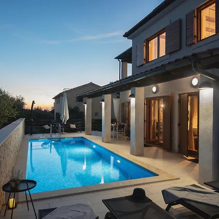 Casa Mare Istria, With Private Pool, Near The Beach, With The Sea View! * Peroj